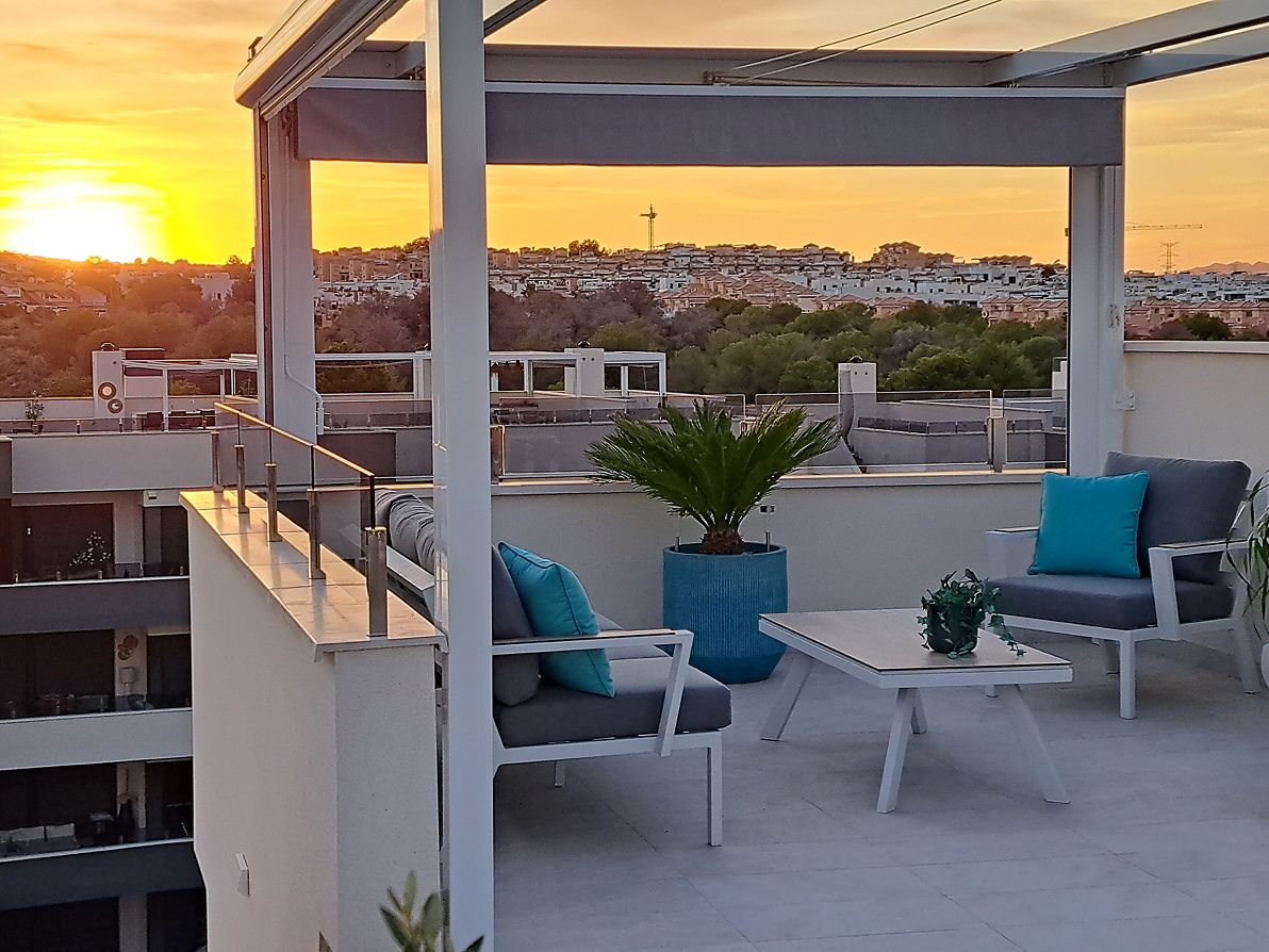 Solarium met ondergaande zon