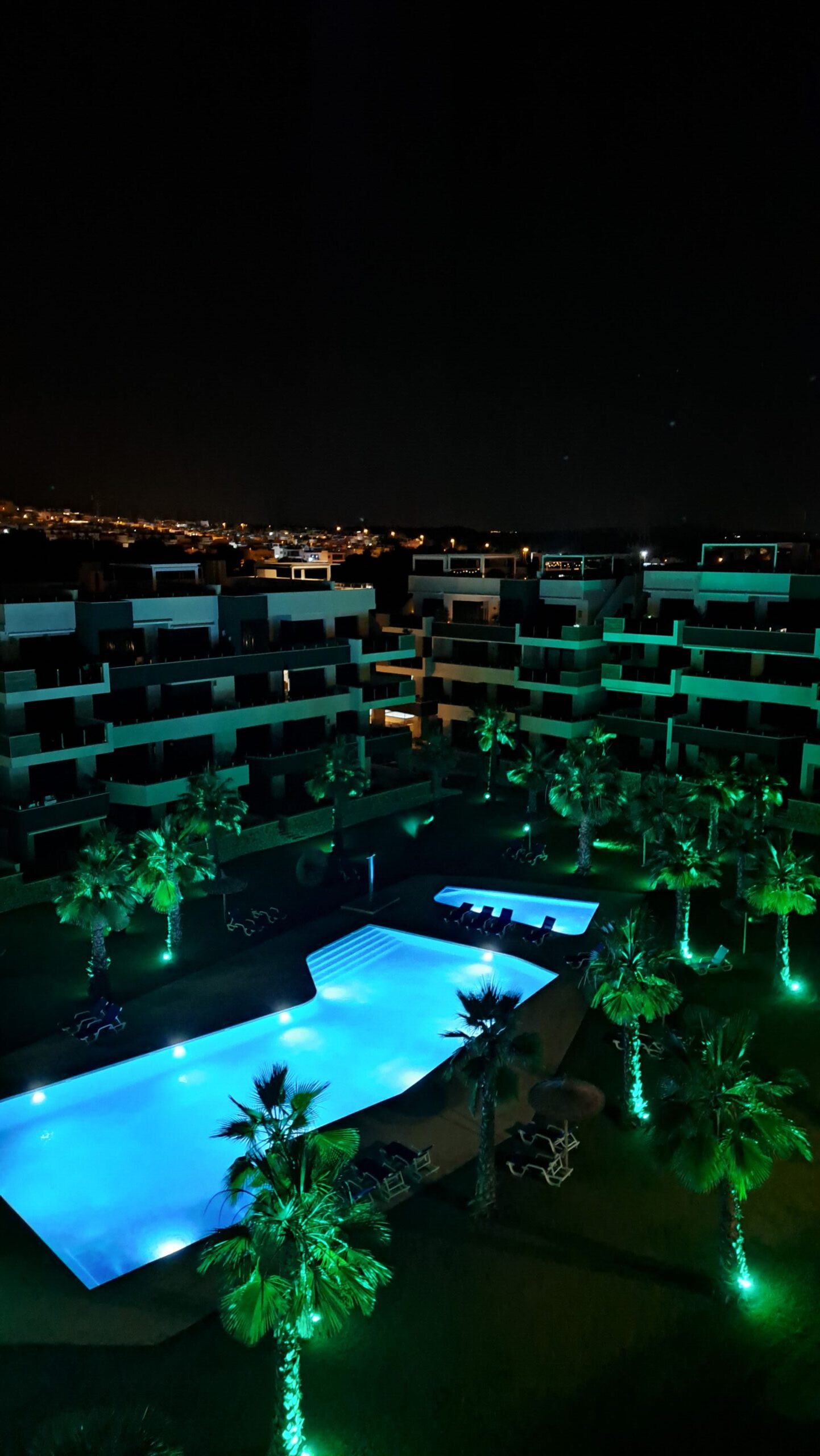 Complex Amanecer X bij avond